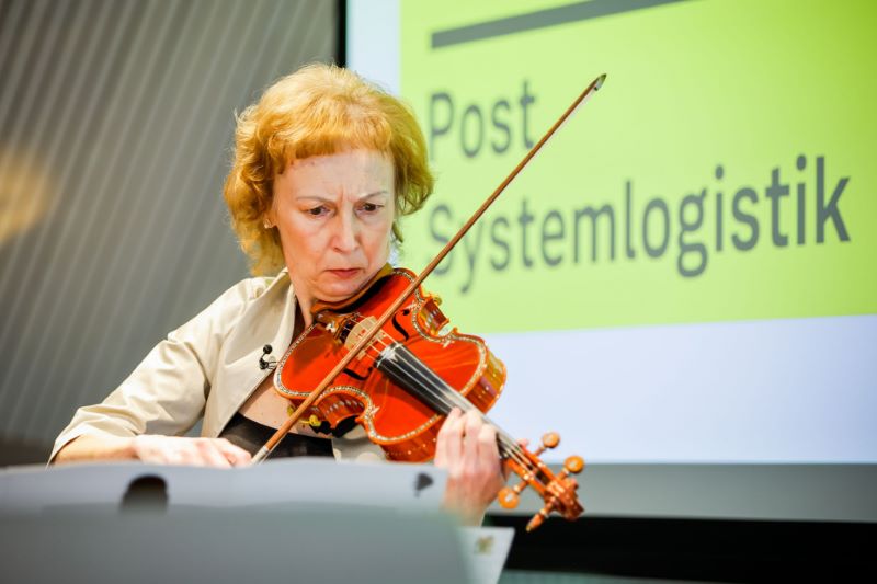 Elena Denisova and Osmium violine